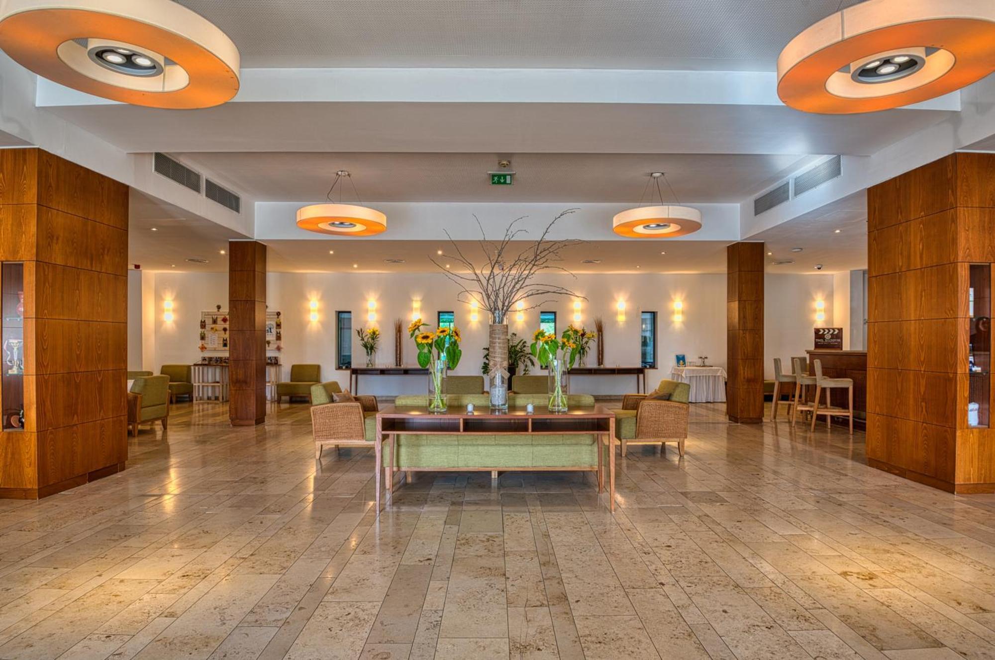 Tisza Balneum Hotel Tiszafüred Zewnętrze zdjęcie