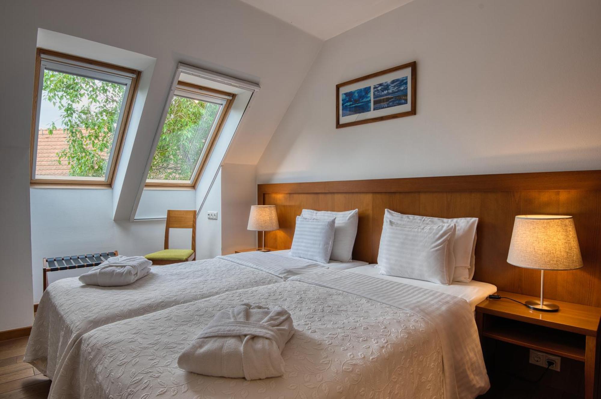 Tisza Balneum Hotel Tiszafüred Zewnętrze zdjęcie