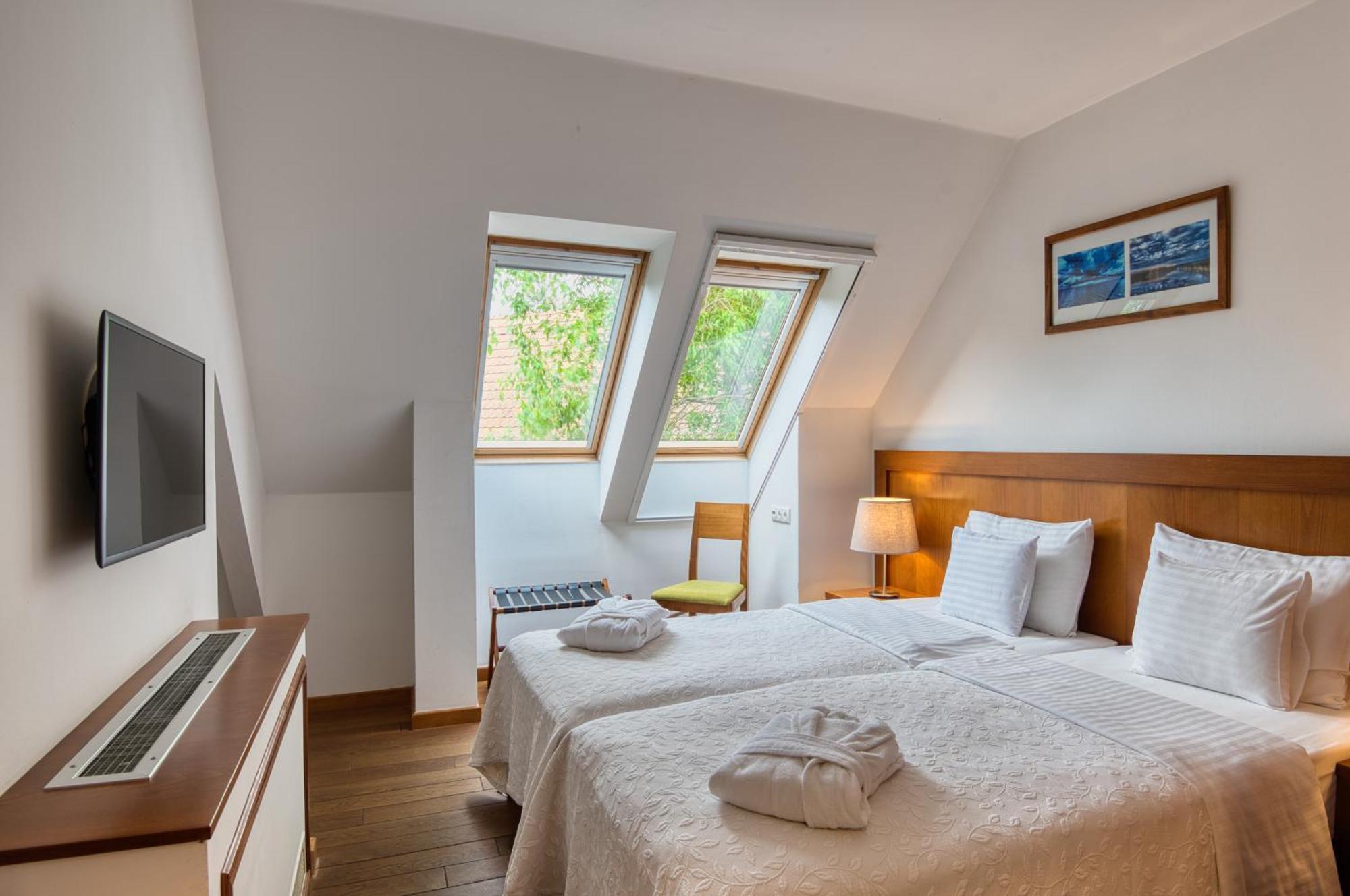 Tisza Balneum Hotel Tiszafüred Zewnętrze zdjęcie